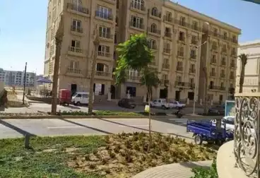 https://aqarmap.com.eg/en/listing/4878191-for-sale-cairo-new-cairo-compounds-hyde-park-centre-ville-hyde-park