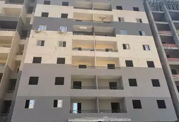 Apartments For sale in Street 5 - Hay El Waha 