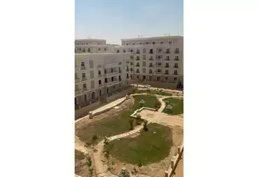 https://aqarmap.com.eg/ar/listing/4914617-for-sale-cairo-new-cairo-compounds-garden-residence-hyde-park