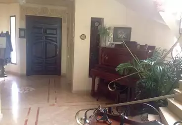 Separate Villa For sale in Royal Hills Compound 