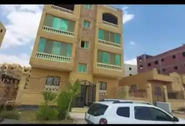 https://aqarmap.com.eg/en/listing/4936578-for-sale-cairo-badr-city-hai-el-ashgar-featured-neighborhood-bait-el-watan-rd