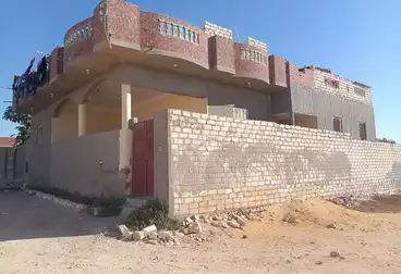 https://aqarmap.com.eg/ar/listing/4947808-for-sale-marsa-matruh-marsa-matrouh-city-alam-el-roum-st