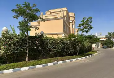 Separate Villa For sale in Cleopatra Palace Compound