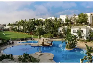 https://aqarmap.com.eg/en/listing/4955663-for-sale-cairo-new-cairo-compounds-mountain-view1-1-compound