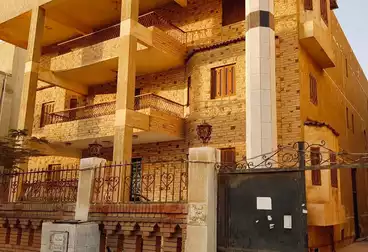 https://aqarmap.com.eg/en/listing/4966843-for-sale-cairo-new-cairo-90th-street-south-teseen-st