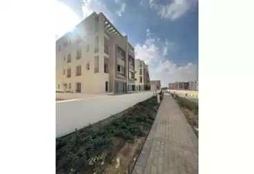 https://aqarmap.com.eg/ar/listing/4979384-for-sale-cairo-new-cairo-compounds-hyde-park-park-corner-hyde-park