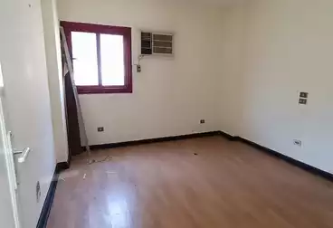 https://aqarmap.com.eg/ar/listing/5004147-for-rent-cairo-mokattam-lhdb-l-ly-shareaa-9