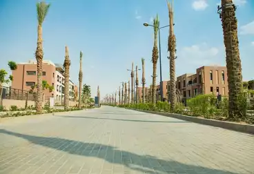 https://aqarmap.com.eg/ar/listing/5040430-for-sale-cairo-new-cairo-compounds-district-5-the-plateau-district-5