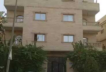 https://aqarmap.com.eg/ar/listing/5036972-for-sale-cairo-new-cairo-ganob-el-akadamiya-south-academy-d-salah-abd-el-sabour-st