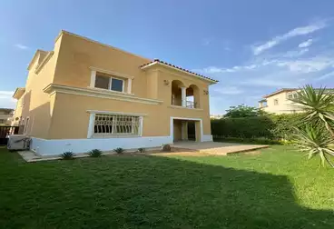 Separate Villa For rent in Mivida Greens 4 Parcel 15