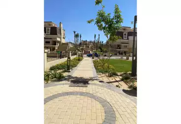 https://aqarmap.com.eg/en/listing/5045691-for-sale-cairo-new-cairo-compounds-sarai-rai