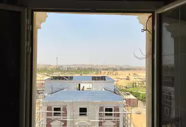 https://aqarmap.com.eg/ar/listing/5048263-for-sale-cairo-new-cairo-compounds-mountain-view-hyde-park