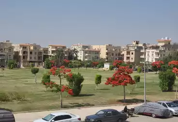 Apartment with Garden For sale in El Sheikh Mostafa Ismael St.