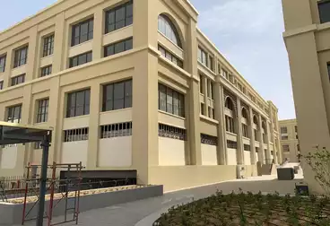 Administrative headquarters for rent, 157 sqm, fully finished, inside a Mivida compound