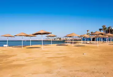 ستوديو غرفة وصالة 75 م استلام فوري sea view بشاطي خاص ب Scandic Beach Resort بعرابيا بالغردقة بالتقسيط