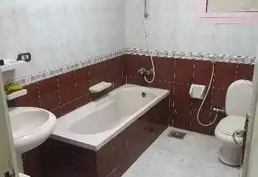 https://aqarmap.com.eg/ar/listing/5084693-for-sale-cairo-ain-shams-ain-shams-el-sharkia-mohamed-abbas-stt