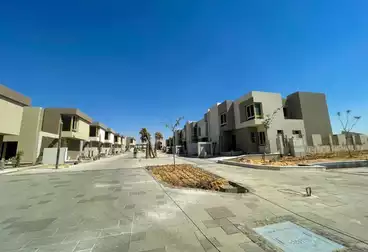 https://aqarmap.com.eg/en/listing/5089438-for-sale-cairo-6th-of-october-hadaeq-october-kmbwnd-fy-hdyq-ktwbr-badya-compound-palm-hills