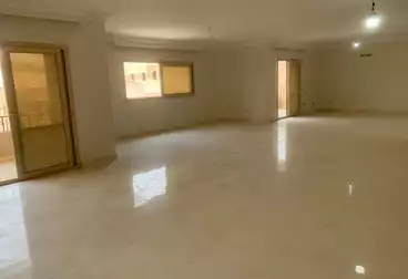 Apartment for rent, ground floor, garden, first residence in Banafseg buildings