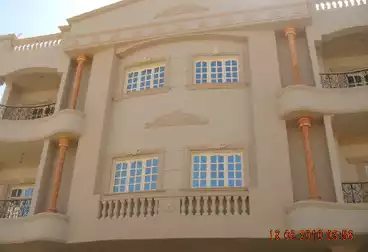 Roof For sale in Dr. Ali Mosharafa Street