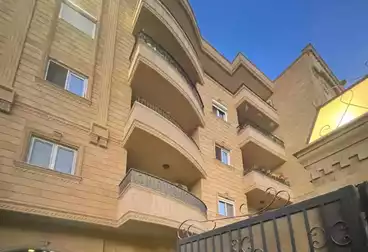 Apartments For sale in Sameh Gado St