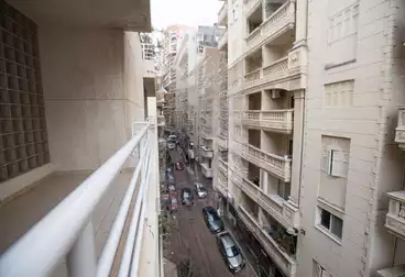 https://aqarmap.com.eg/ar/listing/5098743-for-sale-alexandria-kafr-abdo-ismailia-st