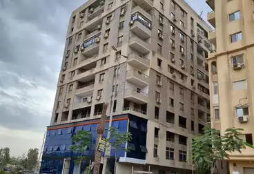Apartments For sale - 3 rooms - floor 4