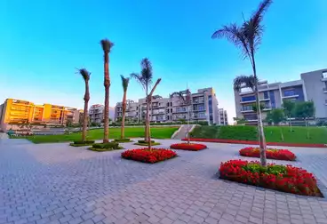 Apartments For sale in Fifth Square Compound - AlMarasem