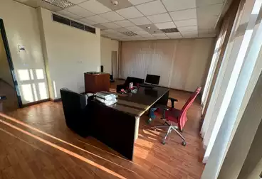 Admine office for rent, 220 meters, in the northern 90th, directly at the best price - Fifth Settlement