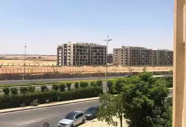 شقق للبيع - 3 غرف - بالدور 1