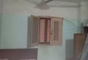 Full Floor For sale - 2 rooms - floor 1