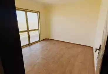 عقارات للبيع - 3 غرف - بالدور 2