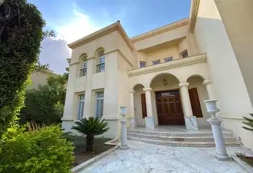 Villas For sale - 7 rooms