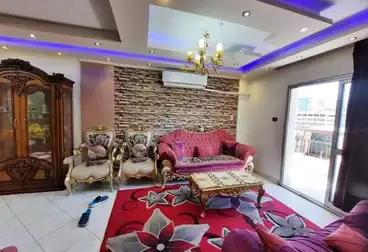 Furnished Apartment For rent - 3 rooms - floor 6