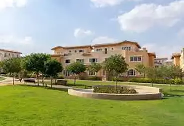 Apartment with Garden For sale - 3 rooms - floor 2