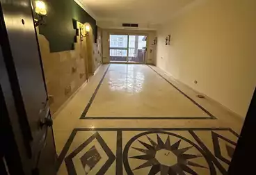 Apartments For sale - 2 rooms - floor 5
