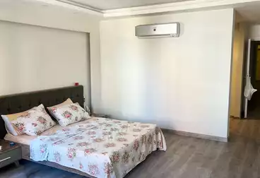 Apartments For sale - 3 rooms - floor 6