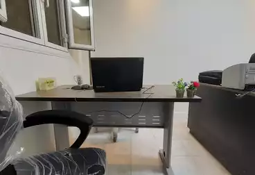 Room in Office For rent - floor 3