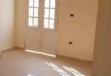 شقق للبيع - 3 غرف - بالدور 0