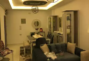 Furnished Apartment For rent - 3 rooms - floor 10
