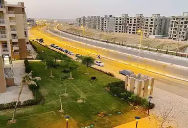 شقق للبيع - 3 غرف - بالدور 4