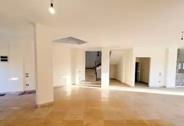 Villas For sale - 6 rooms