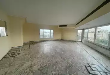 Administrative For rent - 5 rooms - floor 9