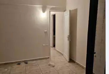 Apartments For rent - 3 rooms - floor 4