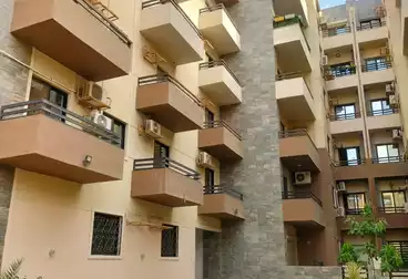 Apartments For sale - 3 rooms - floor 2