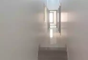 Apartments For rent - 3 rooms - floor 4