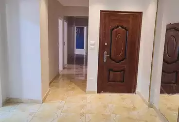 Apartments For sale - 3 rooms - floor 1
