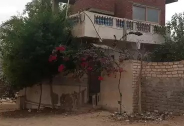 House / Home For sale - 3 rooms