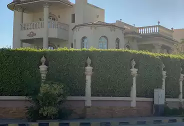 Villas For sale - 5 rooms