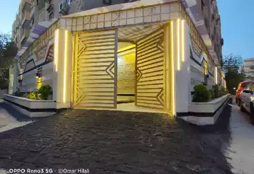 Apartment with Garden For sale - 5 rooms - floor 0