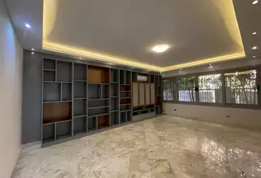 Administrative For rent - 8 rooms